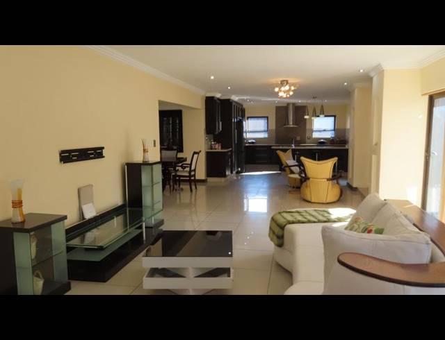 4 BEDROOM HOUSE FOR SALE IN MIDLANDS ESTATE
